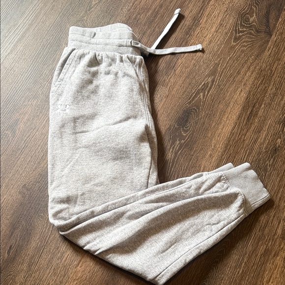 Under Armour Pants - Under Armour Heather Gray Athletic Jogger Pants